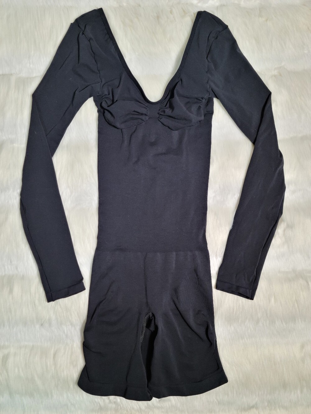 SKIMS Seamless Sculpt Long Sleeve Low Back Mid Thigh Bodysuit Onyx Small NEW